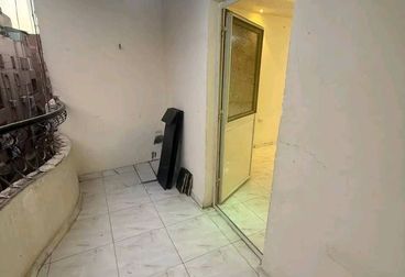 listing-image