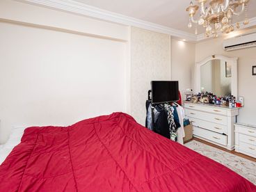 listing-image