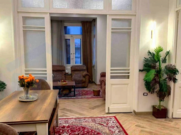 listing-image