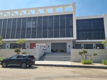 listing-image