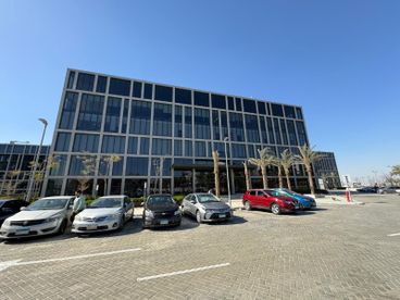 listing-image