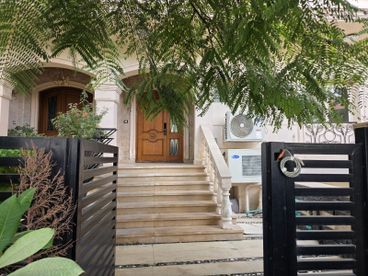 listing-image