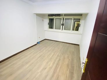 listing-image