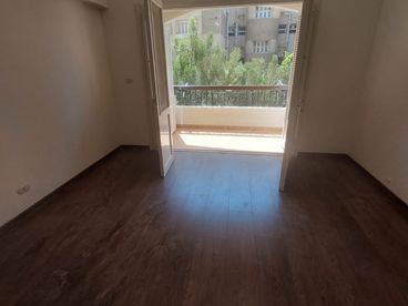 listing-image
