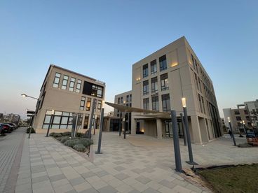 listing-image