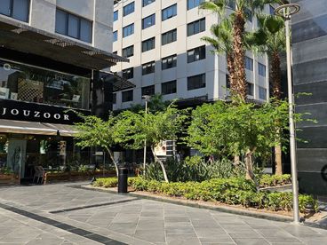 listing-image