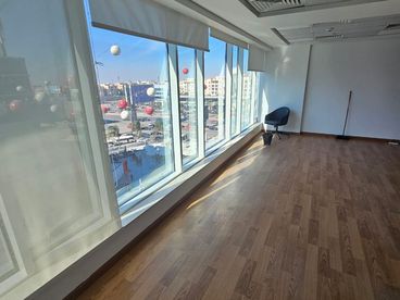 listing-image