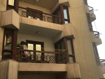 listing-image
