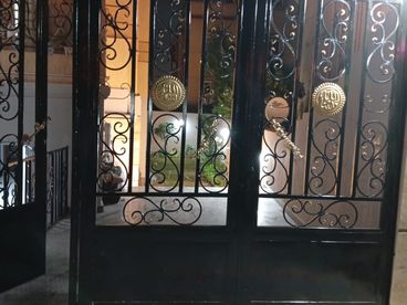 listing-image