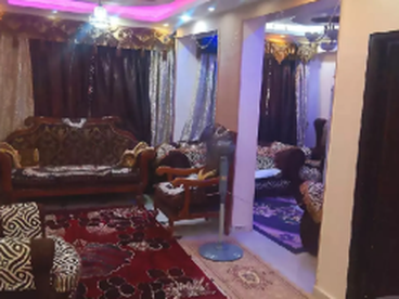 شقه للبيع في شارع عزت خضير متفرع من شارع الحريه بشتيل