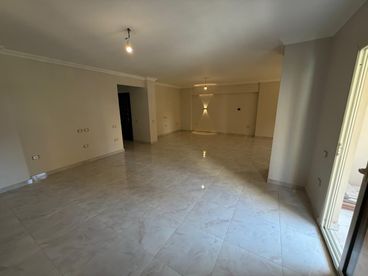 Apartment 230 M² For sale in Fareek Awal Ali Amer St.