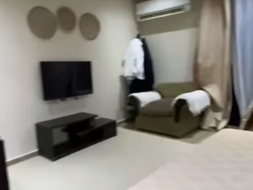 شقه دوبلكس للبيع في النعام شارع سليم 300م