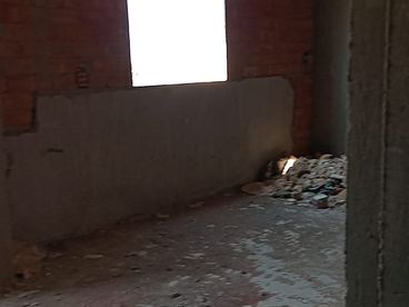 For sale - روف 400 M² Semi Finished in The Second Area - Lotus North