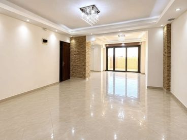 listing-image