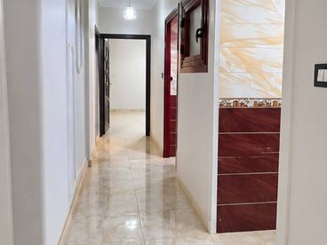 شقه للبيع بين ترسا والهرم