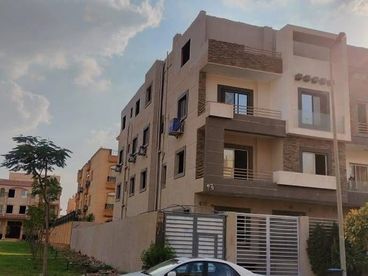 سكني 220M² For sale in El Kornfol 7