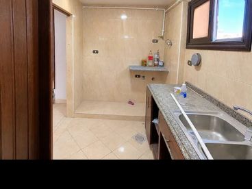 شقه للبيع بسعر لقطه 150م