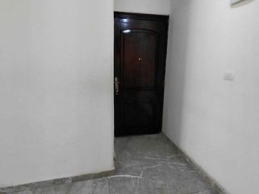 شقه للبيع لقطه علي مصطفي كامل راسا   الساعه فكتوريا
