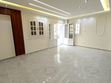 شقه مميزه للبيع في اسكندرية شاطئ النخيل بجوار الخدمات تصلح للسكن والاستثمار الجيد