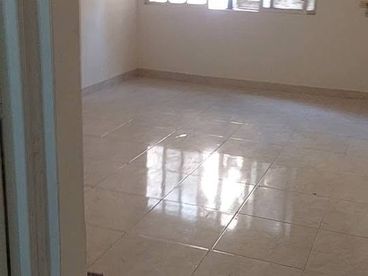 للبيع شقة 80متر بمكان مميزتنفع سكنى اواداري بين الهرم وفيصل نزلةميدان التعاون اول شارع فندق بيراميدز