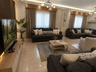 تم تنزيل السعر لسرعة البيع مليون 250الف فقط كاش 175متر بترسا علي شارع رئيسي خطوات لشارع الهرم الرئيس