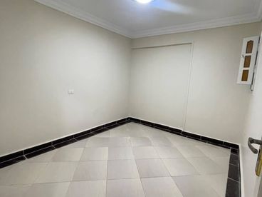 شقه للبيع بميامي 140 م بشارع بلال بن رباح