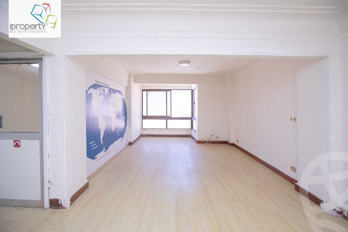 https://aqarmap.com.eg/en/listing/4193616-for-sale-alexandria-mht-lrml-al-naby-danial-st