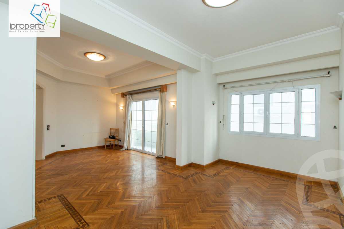 https://aqarmap.com.eg/ar/listing/3780684-for-rent-alexandria-kafr-abdo-sant-giyn-st