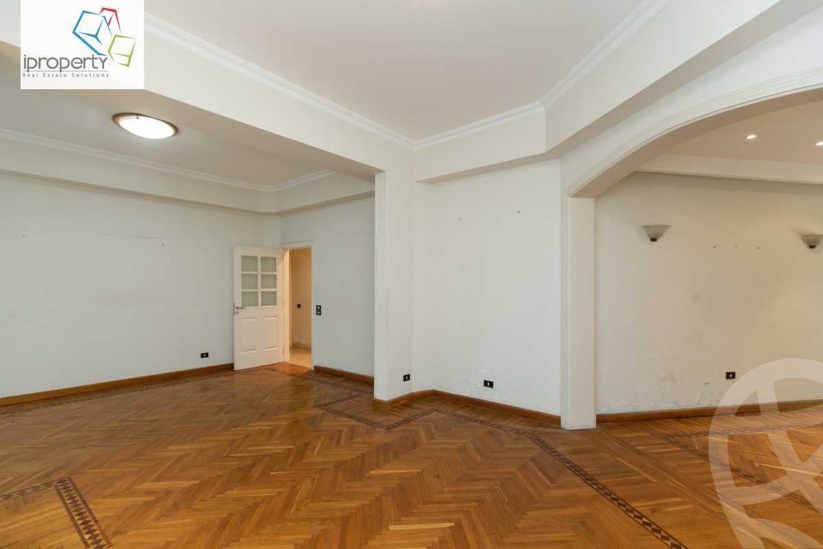 https://aqarmap.com.eg/ar/listing/3780684-for-rent-alexandria-kafr-abdo-sant-giyn-st