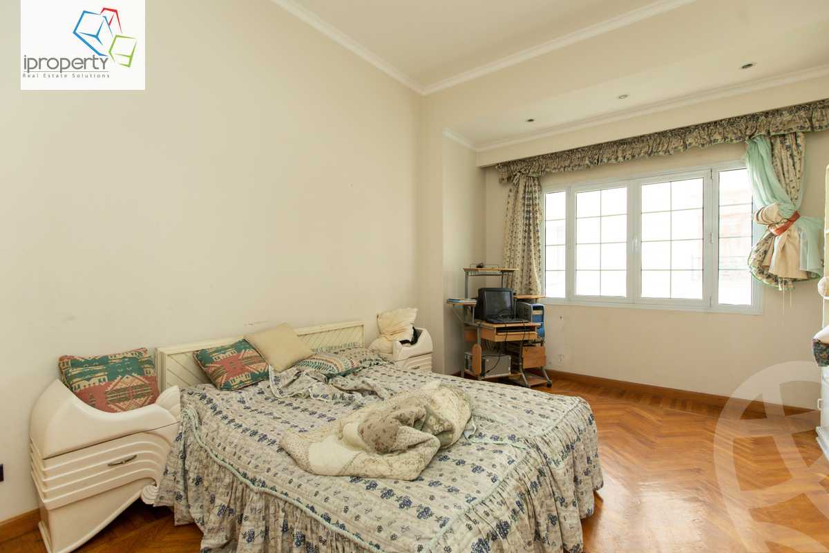 https://aqarmap.com.eg/ar/listing/3780684-for-rent-alexandria-kafr-abdo-sant-giyn-st