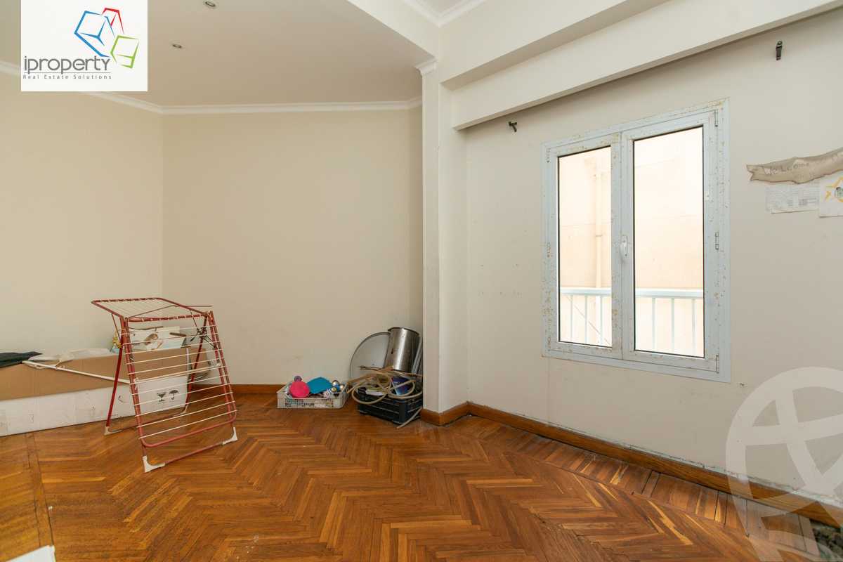https://aqarmap.com.eg/ar/listing/3780684-for-rent-alexandria-kafr-abdo-sant-giyn-st
