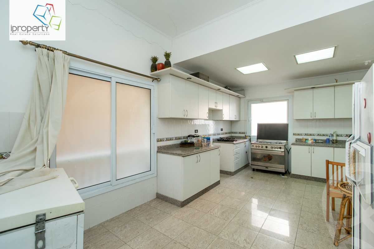 https://aqarmap.com.eg/ar/listing/3780684-for-rent-alexandria-kafr-abdo-sant-giyn-st