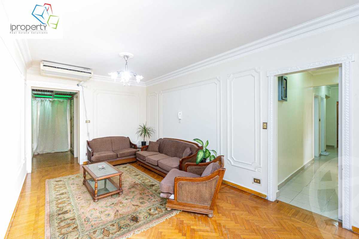 https://aqarmap.com.eg/ar/listing/3875651-for-rent-alexandria-kafr-abdo-kafr-abdou-st