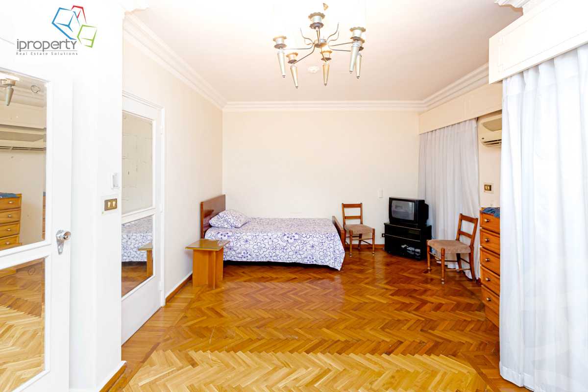 https://aqarmap.com.eg/ar/listing/3875651-for-rent-alexandria-kafr-abdo-kafr-abdou-st