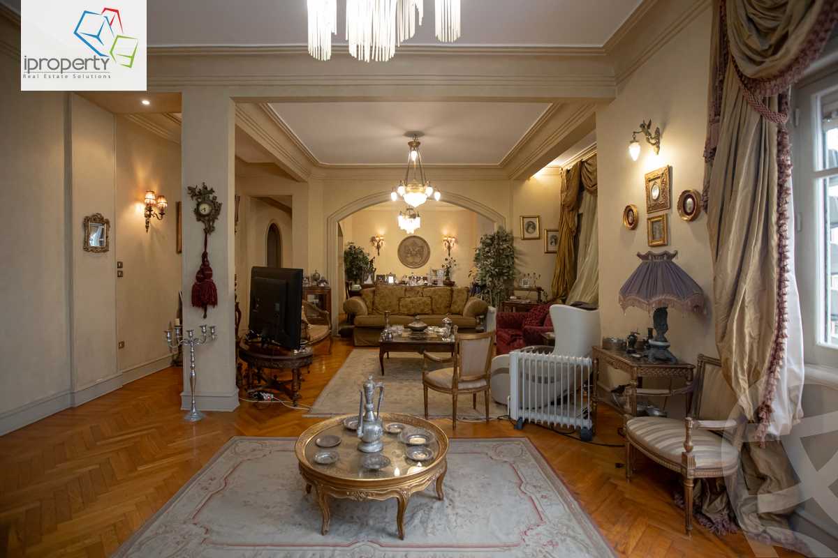 https://aqarmap.com.eg/ar/listing/4263987-for-sale-alexandria-kafr-abdo-sant-giyn-st