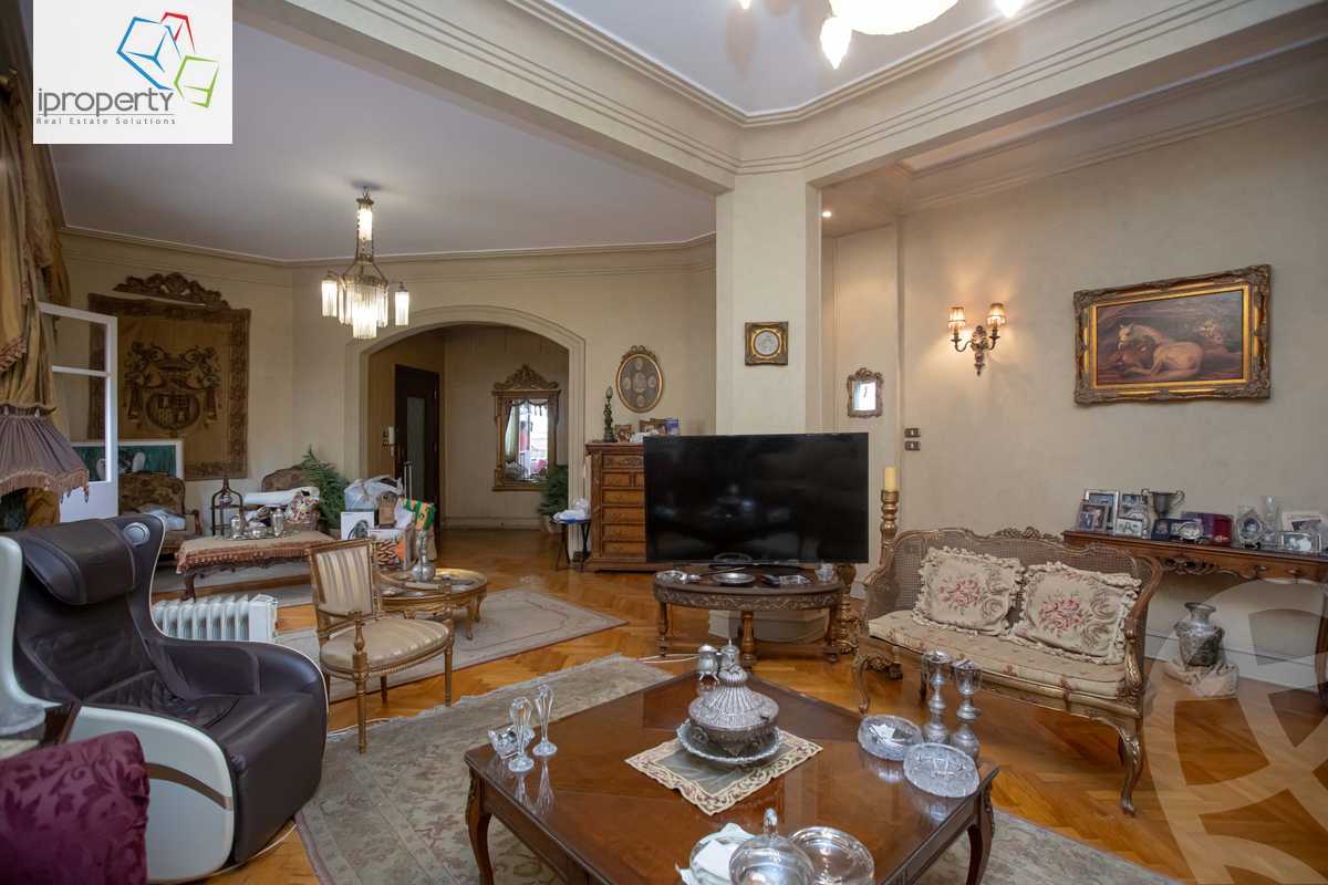 https://aqarmap.com.eg/ar/listing/4263987-for-sale-alexandria-kafr-abdo-sant-giyn-st