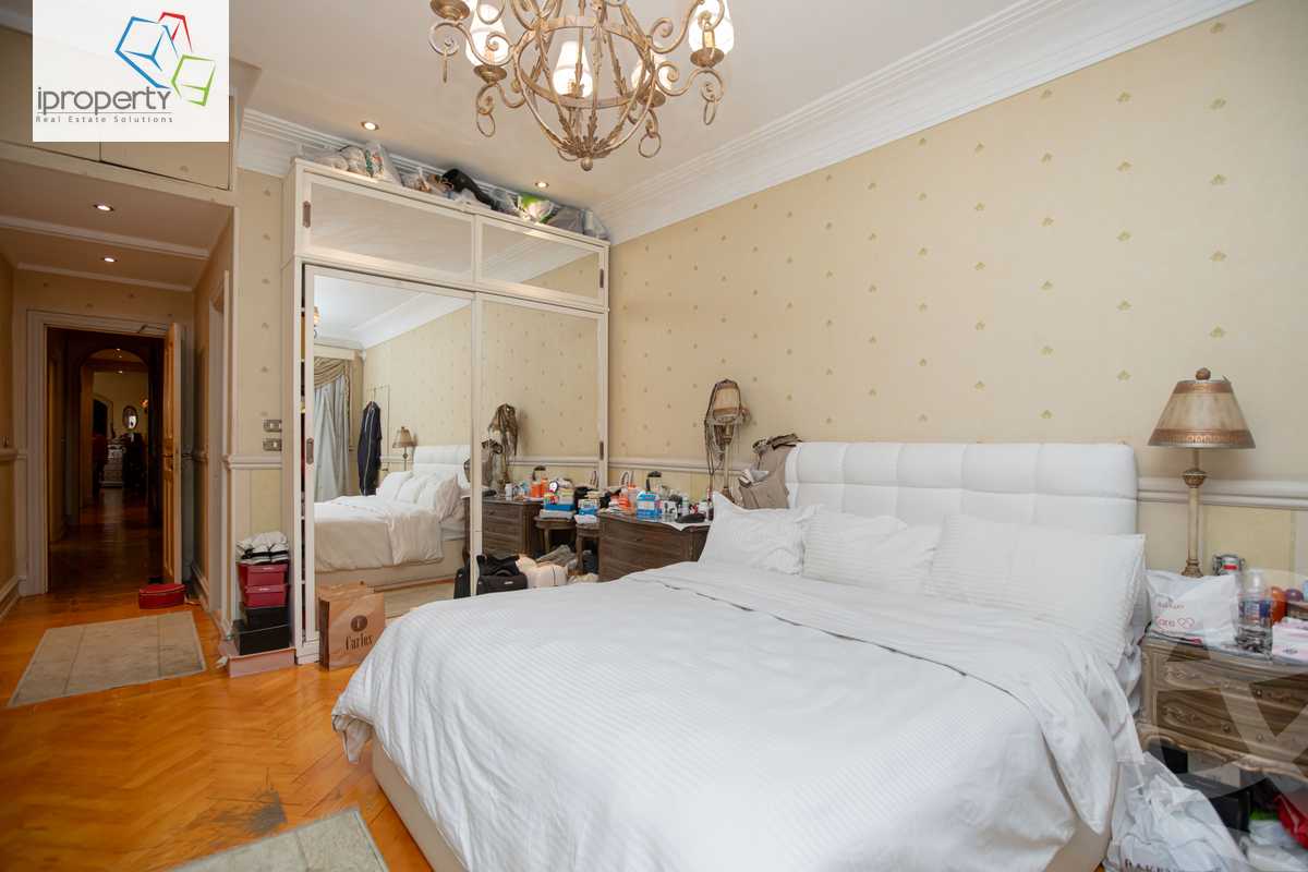 https://aqarmap.com.eg/ar/listing/4263987-for-sale-alexandria-kafr-abdo-sant-giyn-st