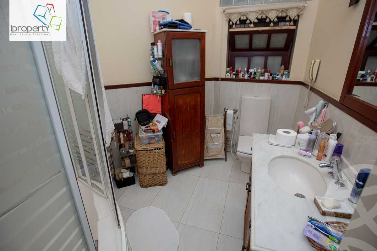https://aqarmap.com.eg/ar/listing/4263987-for-sale-alexandria-kafr-abdo-sant-giyn-st