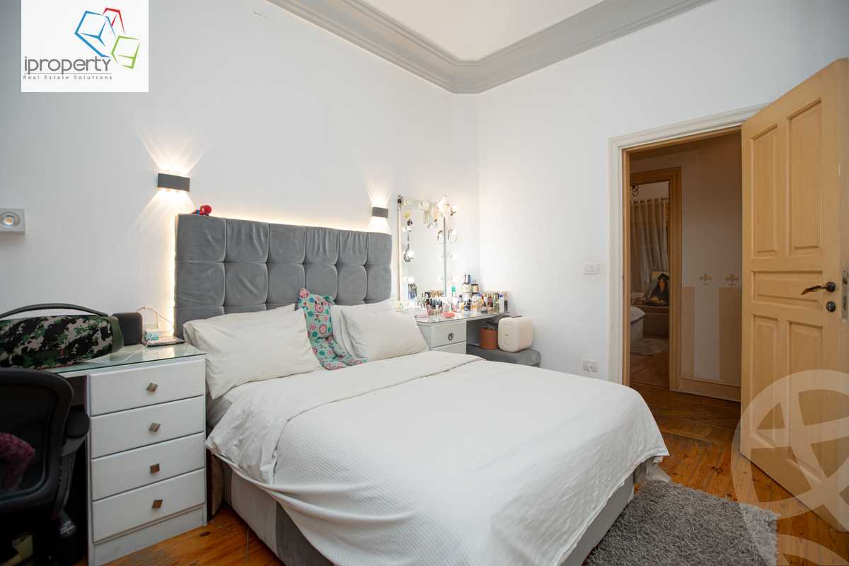 https://aqarmap.com.eg/ar/listing/4263987-for-sale-alexandria-kafr-abdo-sant-giyn-st
