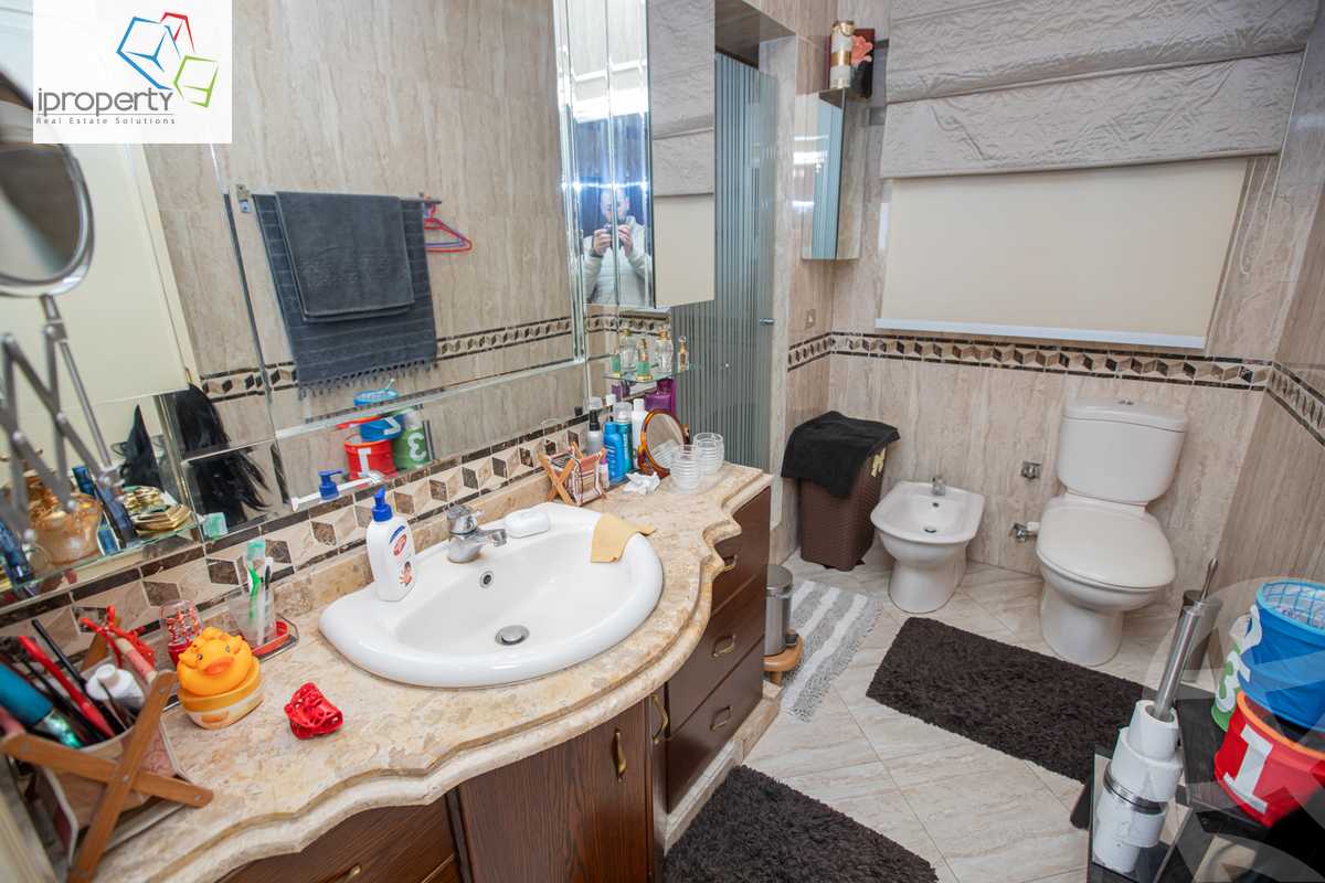 https://aqarmap.com.eg/en/listing/6000916-for-sale-alexandria-stanley-abd-el-aziz-fahmy-st