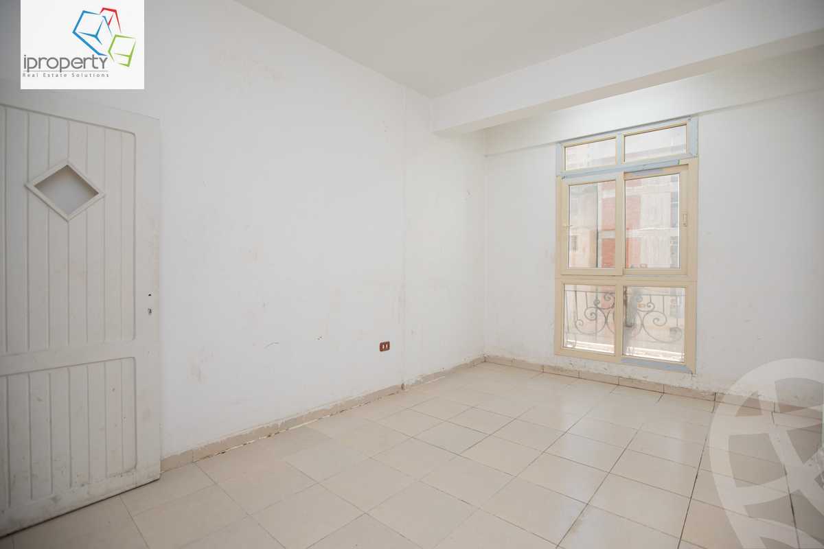 https://aqarmap.com.eg/ar/listing/5073713-for-rent-alexandria-ibrahimia-la-jetee-st