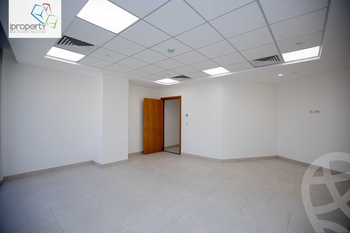 https://aqarmap.com.eg/en/listing/5934410-for-rent-cairo-el-sheikh-zayed-city-compounds-kmbwnd-wyst-twn-swdyk