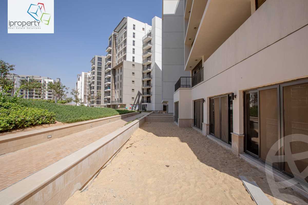 https://aqarmap.com.eg/en/listing/5882287-for-sale-cairo-el-sheikh-zayed-city-compounds-zyd-wr-llttwyr