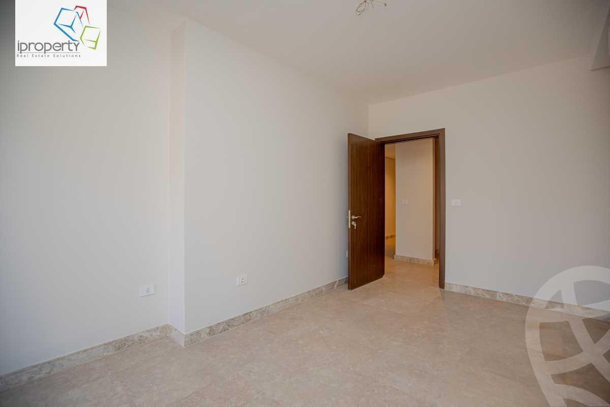 https://aqarmap.com.eg/en/listing/5882287-for-sale-cairo-el-sheikh-zayed-city-compounds-zyd-wr-llttwyr