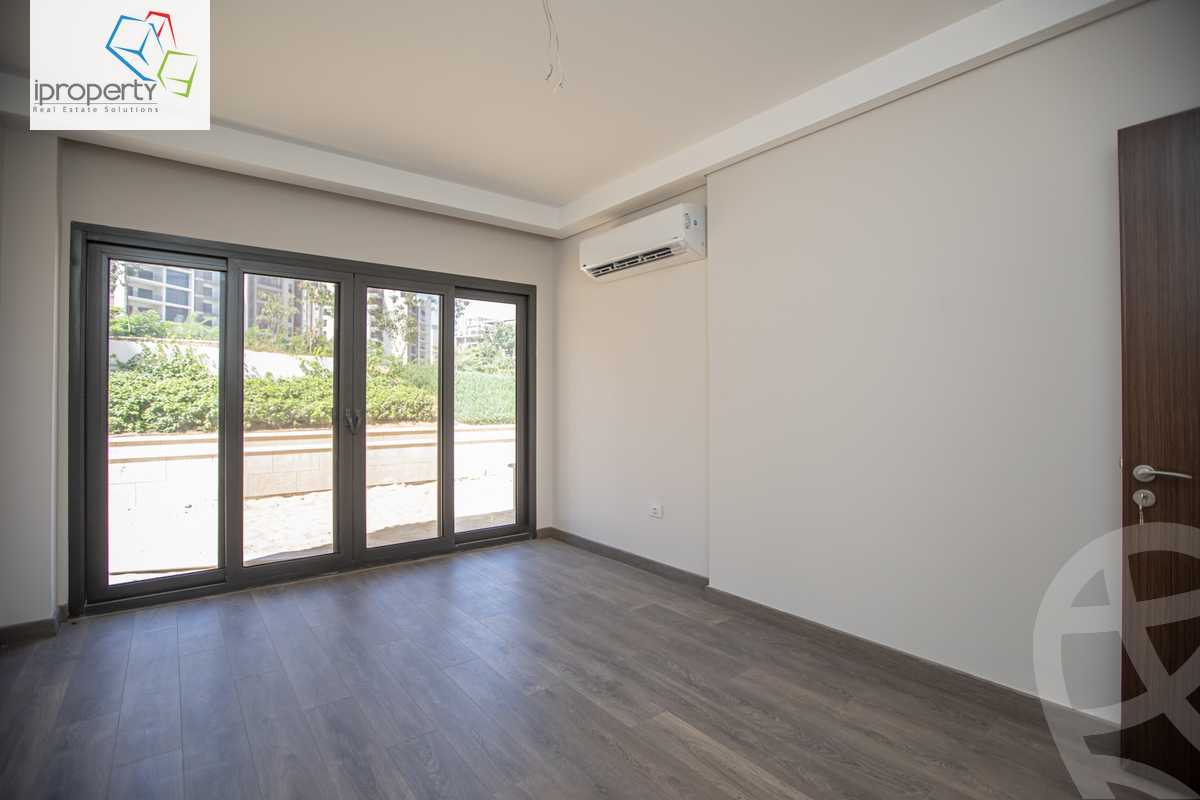 https://aqarmap.com.eg/en/listing/5882287-for-sale-cairo-el-sheikh-zayed-city-compounds-zyd-wr-llttwyr