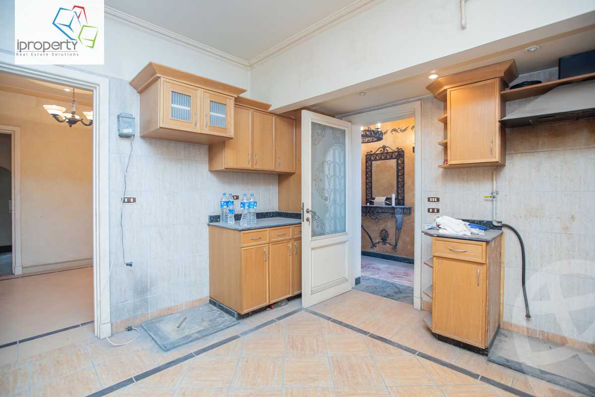 https://aqarmap.com.eg/en/listing/5919556-for-sale-alexandria-kafr-abdo-abd-el-monaem-ryad-st