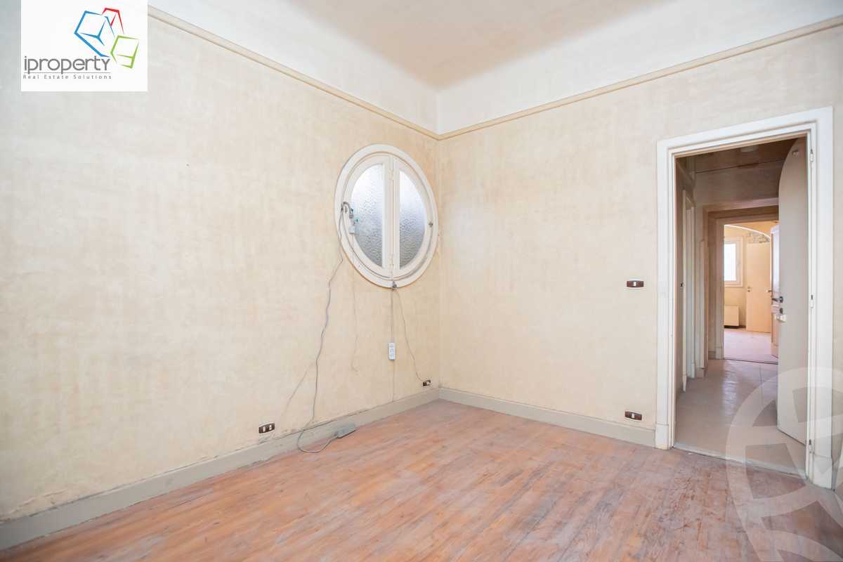 https://aqarmap.com.eg/en/listing/5919556-for-sale-alexandria-kafr-abdo-abd-el-monaem-ryad-st