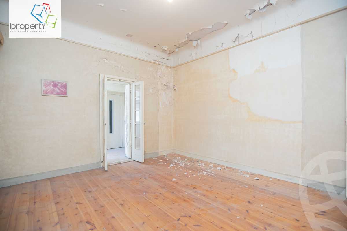 https://aqarmap.com.eg/en/listing/5919556-for-sale-alexandria-kafr-abdo-abd-el-monaem-ryad-st