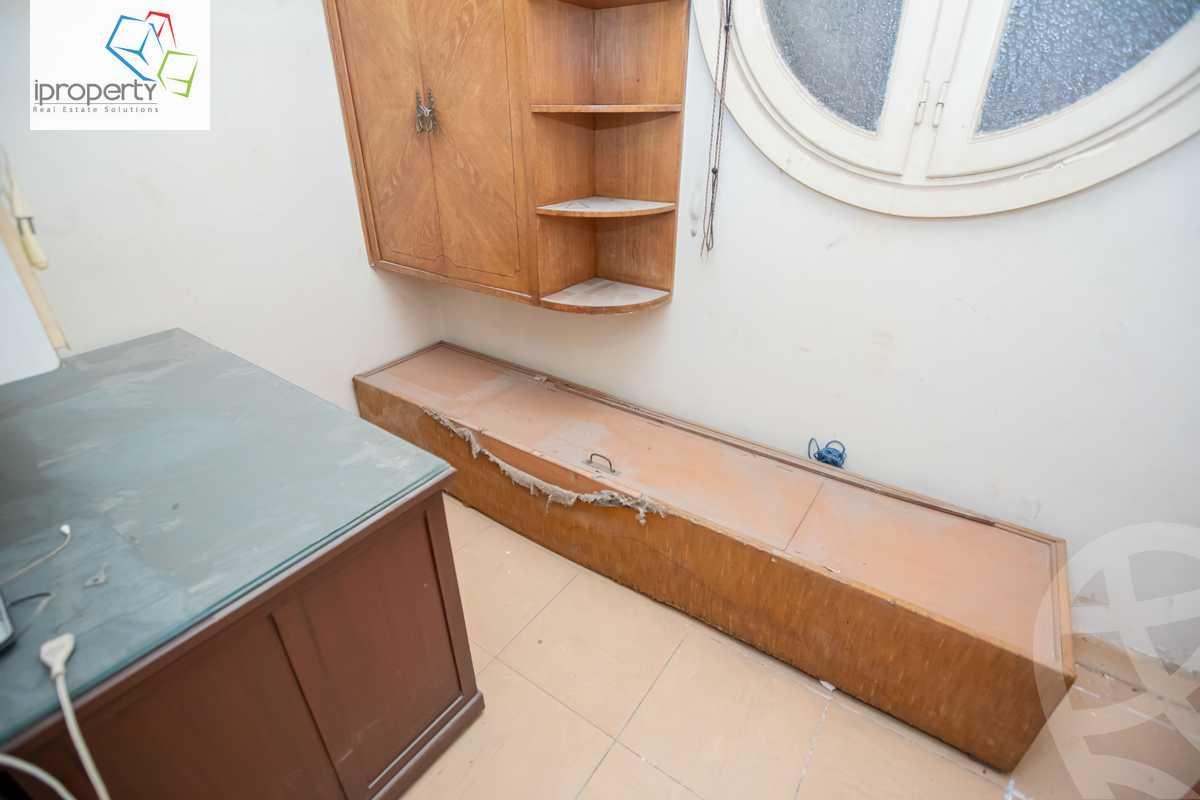 https://aqarmap.com.eg/en/listing/5919556-for-sale-alexandria-kafr-abdo-abd-el-monaem-ryad-st