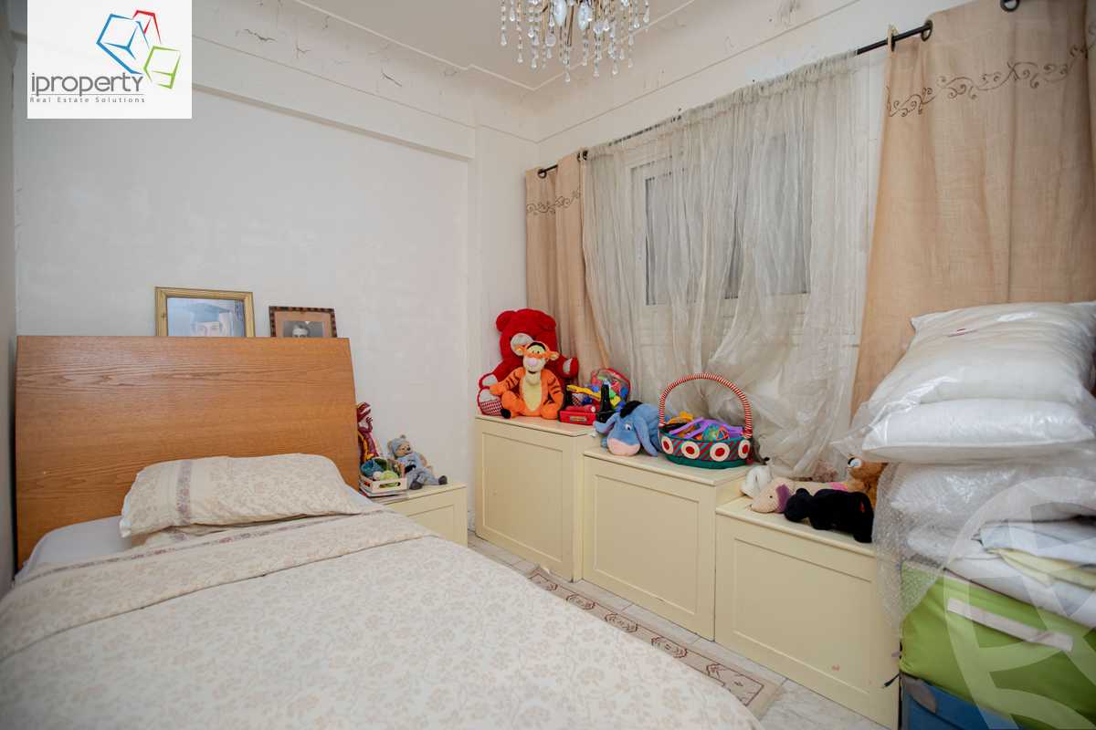 https://aqarmap.com.eg/en/listing/5643464-for-sale-alexandria-zezenia-mahmoud-el-deeb-st